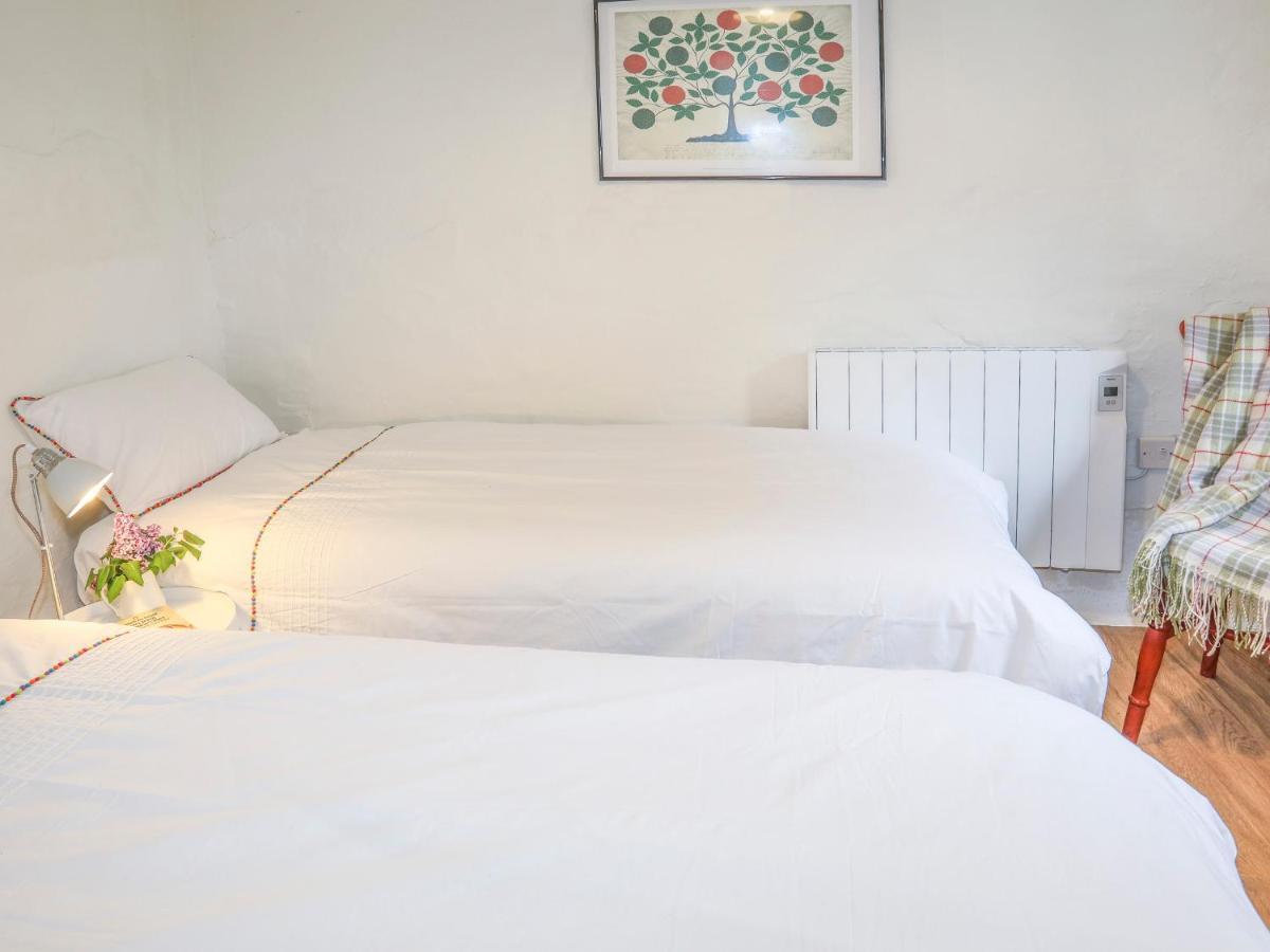 Ffrwd Cottage Bodorgan Eksteriør billede